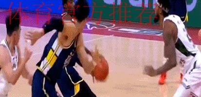 广东首秀错失绝杀！焦泊乔加时连丢防守篮板引热议 杜锋点名批评事出有因